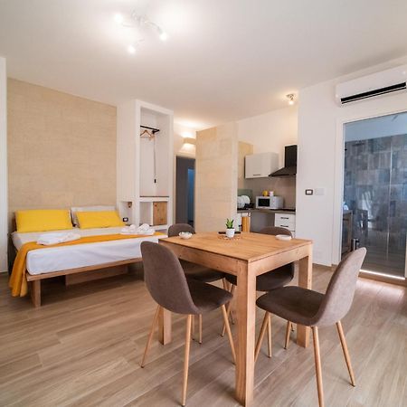 Pietra Bianca Bed & Breakfast Cutrofiano Luaran gambar