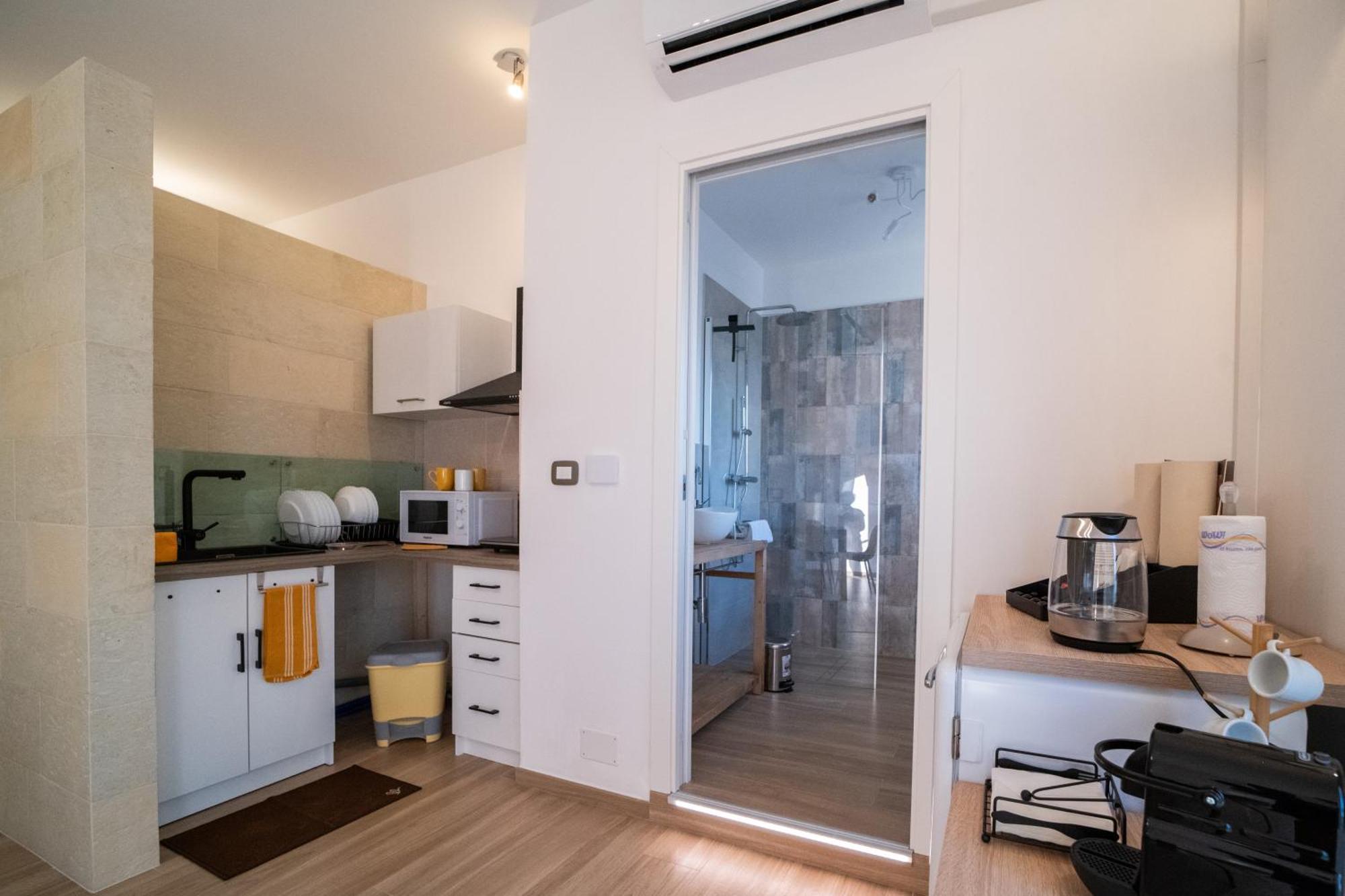 Pietra Bianca Bed & Breakfast Cutrofiano Luaran gambar