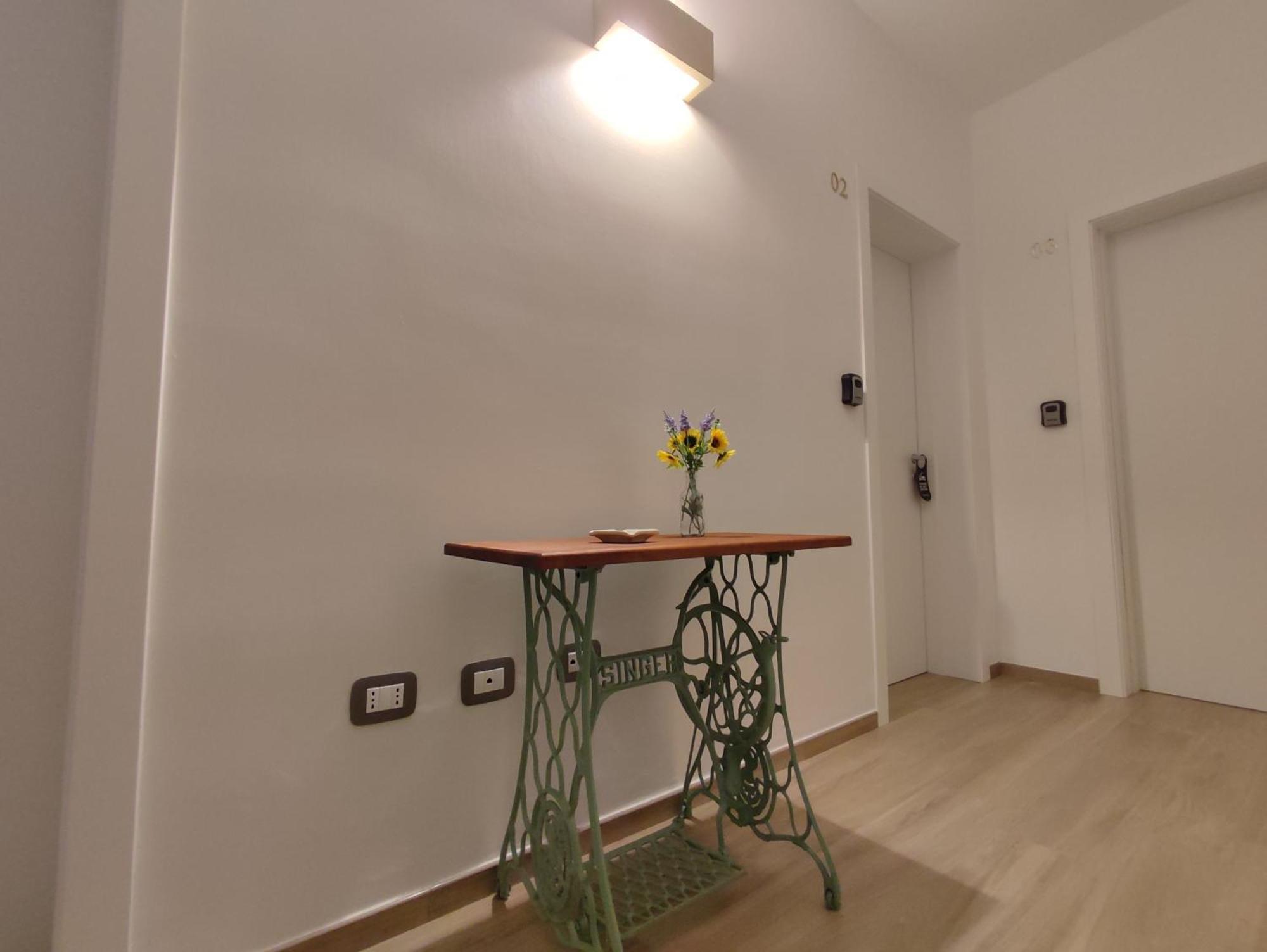 Pietra Bianca Bed & Breakfast Cutrofiano Luaran gambar