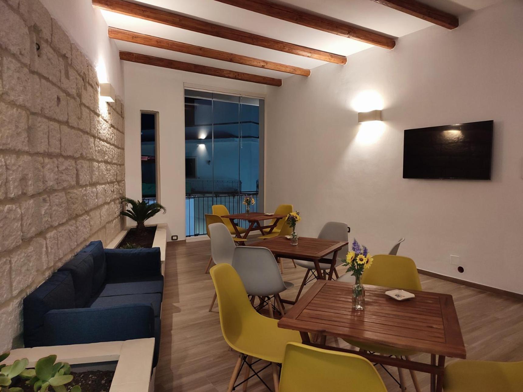 Pietra Bianca Bed & Breakfast Cutrofiano Luaran gambar